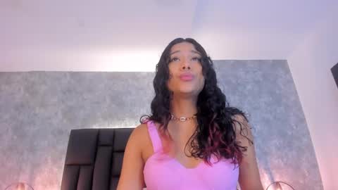 laura online show from December 18, 1:34 pm
