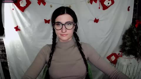 Laura online show from January 5, 8:43 am