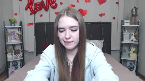 LauraHlot online show from February 28, 7:46 pm