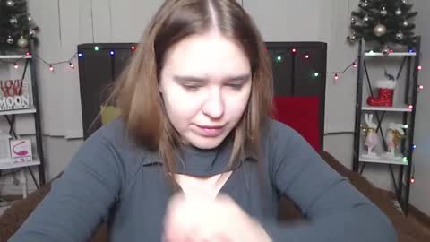 LauraHlot online show from December 19, 7:18 pm