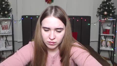 LauraHlot online show from January 5, 4:25 am