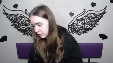 Snapshot of laurahlot chatting on October 4, 5:57 am LauraHlot online show from October 4, 5:57 am