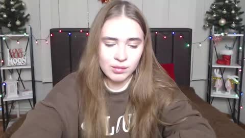 LauraHlot online show from January 10, 8:37 pm