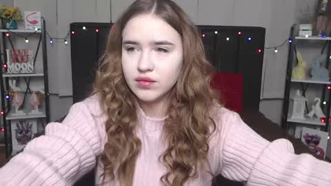 LauraHlot online show from January 20, 7:35 pm