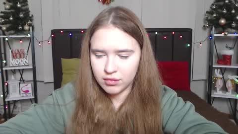 LauraHlot online show from December 26, 7:27 pm