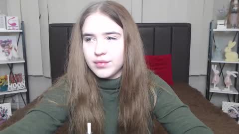 LauraHlot online show from December 12, 6:53 pm
