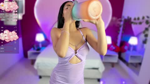 Laura MartinGMT-5 2200-0600 online show from December 20, 1:58 am