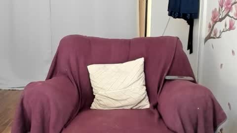 Laura Lara Sommer online show from September 23, 6:17 pm