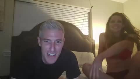 laurawri90 online show from September 28, 3:46 am