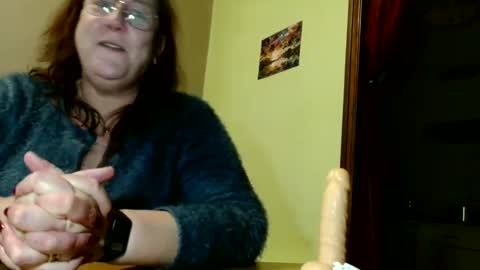 laureanne online show from March 1, 9:04 pm