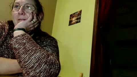 laureanne online show from March 9, 8:21 pm