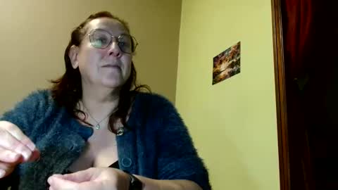 laureanne online show from February 12, 8:29 pm