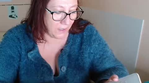 laureanne online show from December 20, 9:54 am