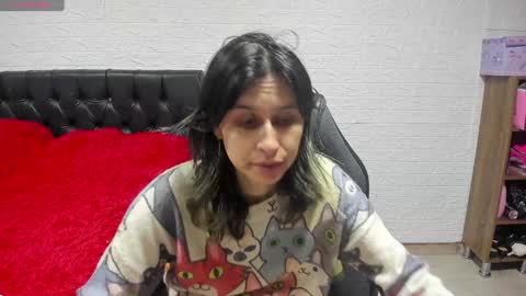 Snapshot of lauren_ashlee chatting on January 22, 3:40 pm Lauren Independent model online show from January 22, 3:40 pm