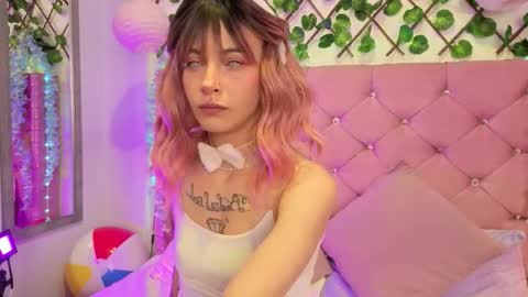 Snapshot of lauren_evans96 chatting on October 28, 3:56 am Lauren evans9 online show from October 28, 3:56 am