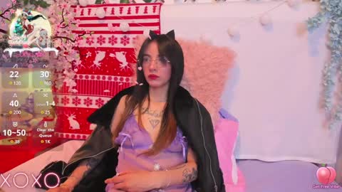 Snapshot of lauren_evans96 chatting on December 29, 3:00 am Lauren evans9 online show from December 29, 3:00 am