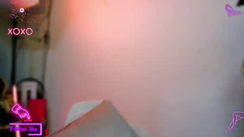 Lauren online show from November 20, 6:03 am