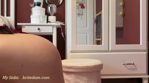 Lauren Brite online show from June 29, 10:15 am