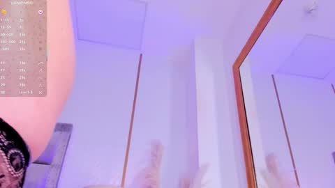 Snapshot of laurencarter1 chatting on September 13, 3:47 am online show from September 13, 3:47 am