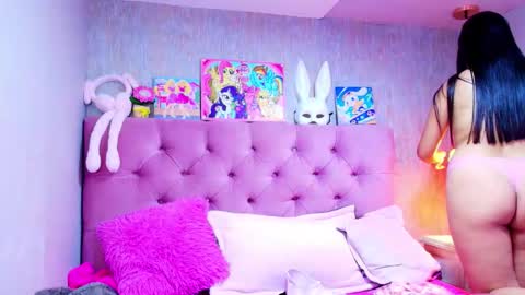 Laurene online show from February 26, 4:00 am