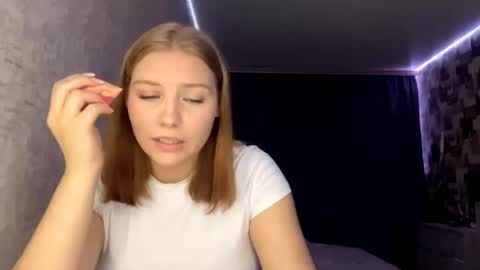 Snapshot of laurenjungling chatting on October 22, 4:12 pm Hannah online show from October 22, 4:12 pm