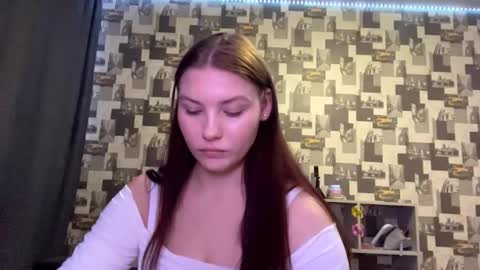 Hannah online show from September 13, 5:32 pm