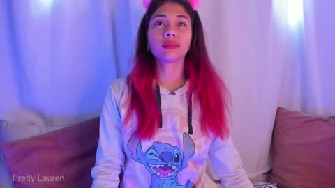 laurenn__1 online show from November 19, 3:45 pm