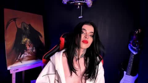 Snapshot of laurenrousexx chatting on January 26, 7:42 am LAUREN INDEPENDENT MODEL HELP ME REACH 100 LIKES PLS online show from January 26, 7:42 am