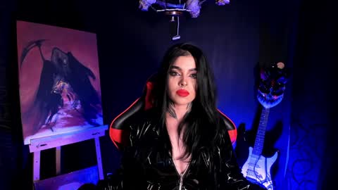 Snapshot of laurenrousexx chatting on February 1, 11:06 pm LAUREN INDEPENDENT MODEL HELP ME REACH 100 LIKES PLS online show from February 1, 11:06 pm