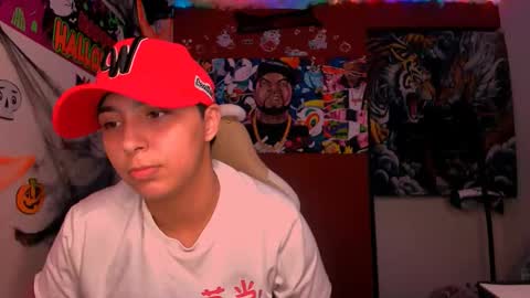 Snapshot of laurent0502 chatting on October 24, 2:29 am Laurent online show from October 24, 2:29 am