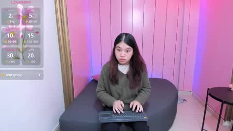 laurent_scott_ online show from October 6, 11:27 am