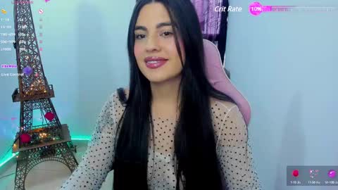 Snapshot of laurenth_foxy chatting on February 27, 7:15 pm lau online show from February 27, 7:15 pm