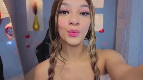 Laurita  online show from February 26, 8:08 pm