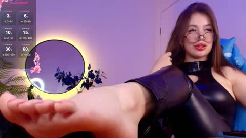 Snapshot of laurita_shy chatting on September 26, 8:45 am Diana online show from September 26, 8:45 am