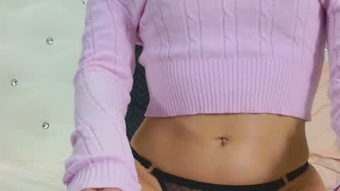 Lauryn online show from December 3, 7:08 am