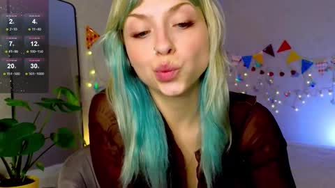 Melissa online show from October 10, 3:06 pm