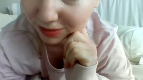 Snapshot of layannalea chatting on December 16, 8:05 pm layannalea online show from December 16, 8:05 pm