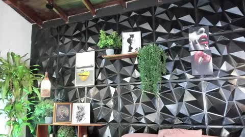 Snapshot of layla_707 chatting on September 30, 1:00 am Layla online show from September 30, 1:00 am