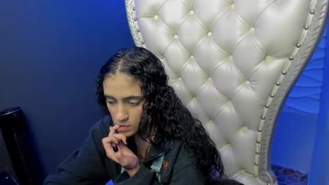 Snapshot of layla_707 chatting on October 2, 1:21 am Layla online show from October 2, 1:21 am