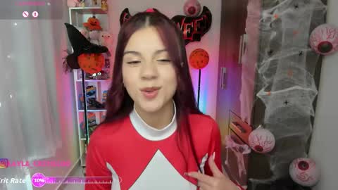 Layla online show from October 15, 2:52 pm