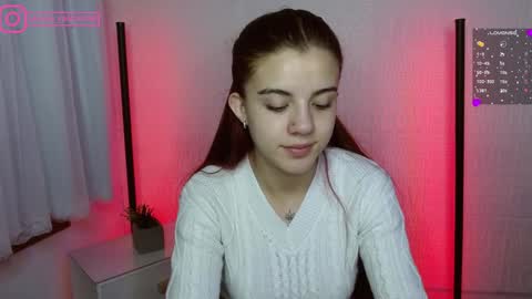 Snapshot of layla_castilloo chatting on December 30, 2:08 pm Layla online show from December 30, 2:08 pm