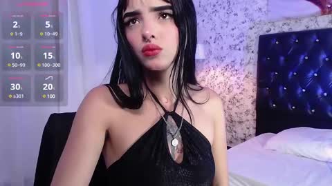 Snapshot of layla_crazybaby chatting on December 30, 8:25 pm Natalia online show from December 30, 8:25 pm