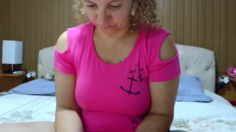 Snapshot of laylabrasil chatting on September 17, 12:19 am kelly online show from September 17, 12:19 am