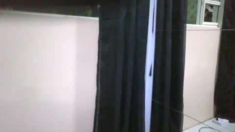 Snapshot of laylabrasil chatting on January 16, 11:27 pm kelly online show from January 16, 11:27 pm