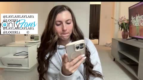 laylahlaylah1 online show from February 23, 7:46 pm