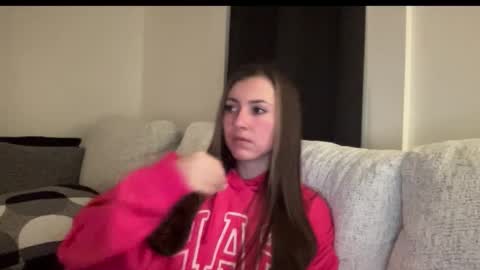 laylahlaylah1 online show from December 4, 11:23 am