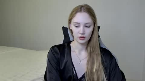 LaylaPretty001 online show from February 25, 5:30 am
