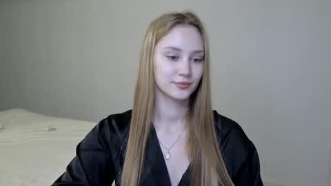 LaylaPretty001 online show from January 8, 5:48 am