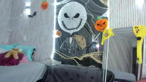 Layqueen online show from October 24, 4:30 am