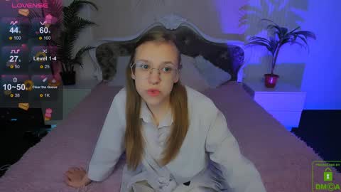 Snapshot of layriantavee chatting on December 28, 6:39 am layriantavee online show from December 28, 6:39 am